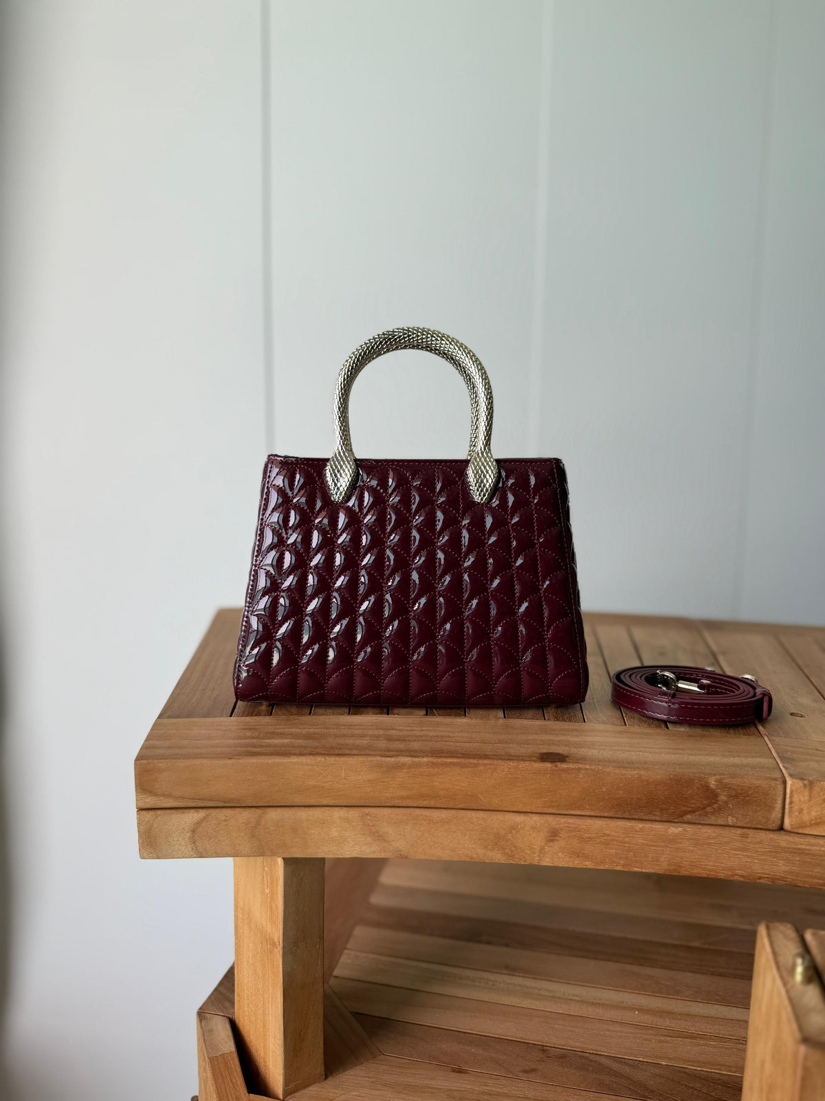 SERPENTINE VERTICAL TOTE BAG