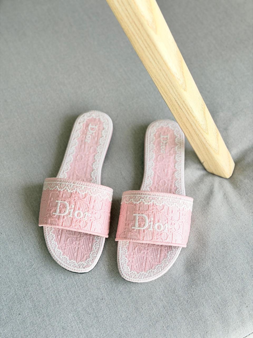 DIOR SLIPPERS