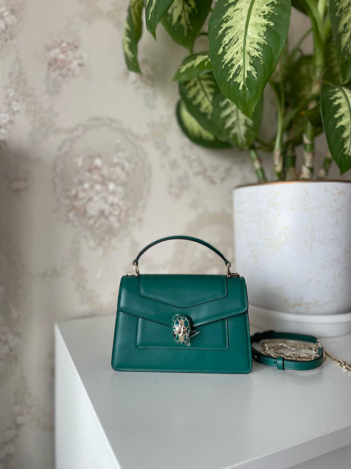 SERPENTI FOREVER TOP HANDLE BAG