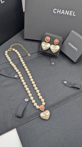 CHANEL NECKLACE & EARRINGS