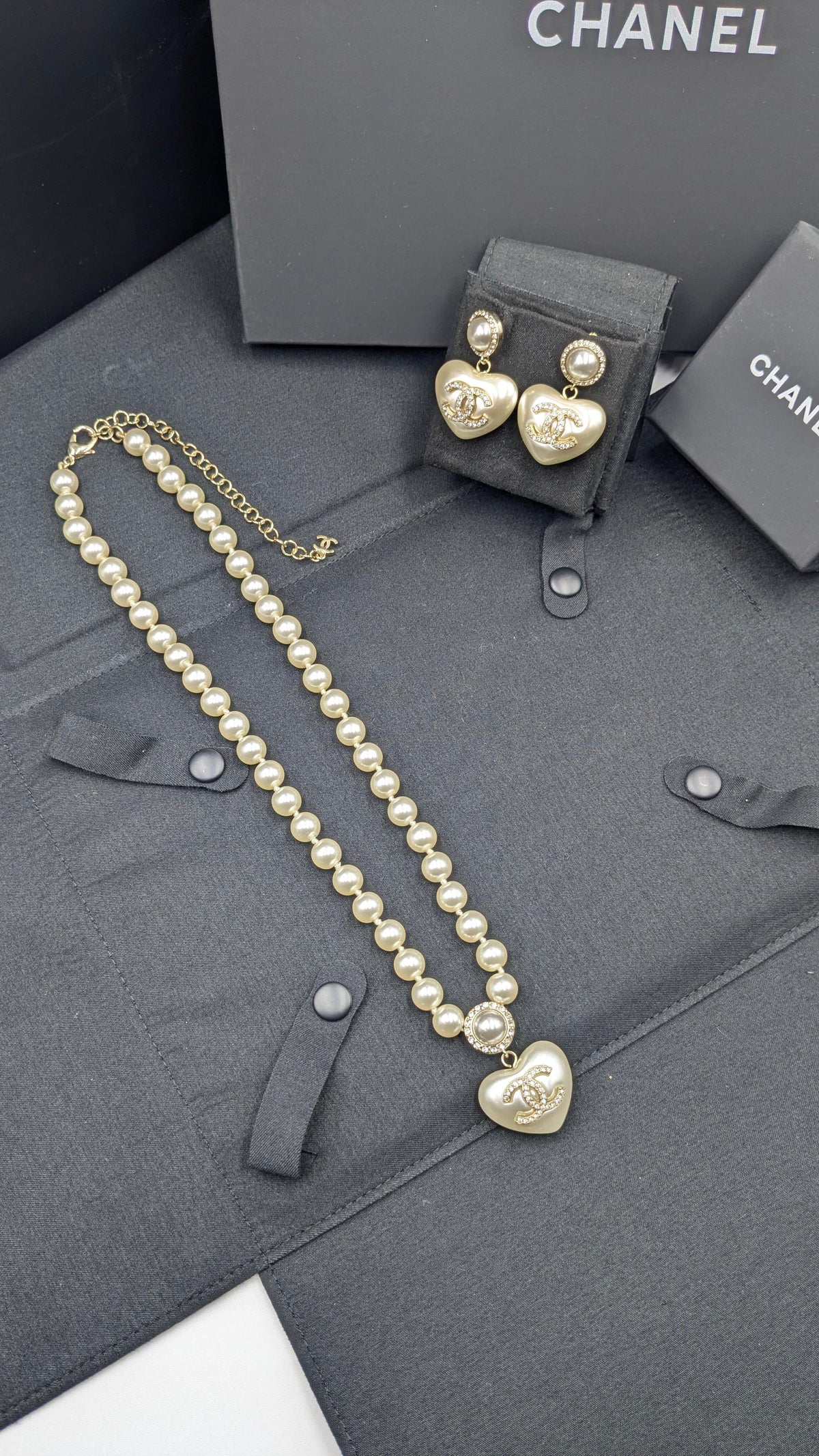 CHANEL NECKLACE & EARRINGS