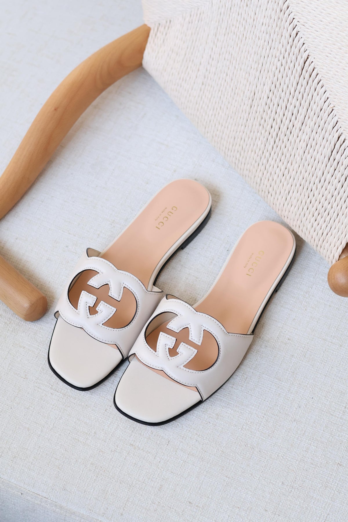 GUCCI INTERLOCKING G CUT-OUT SLIDE SANDAL