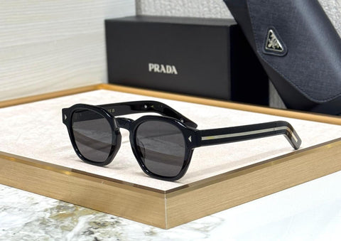 PRADA GLASSES