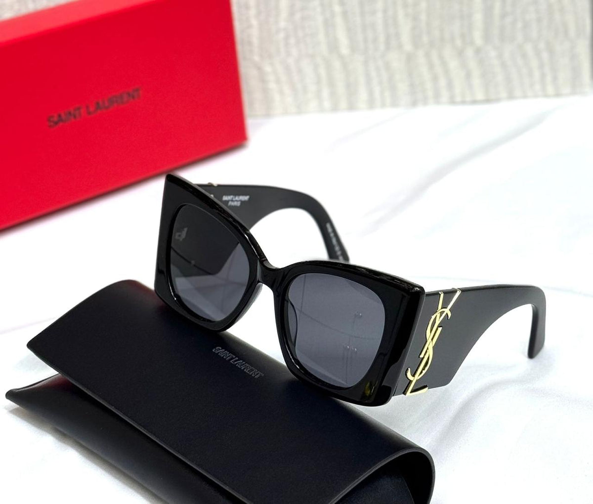 SAINT LAURENT GLASSES