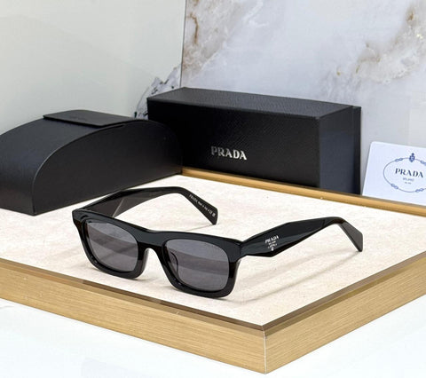 PRADA GLASSES
