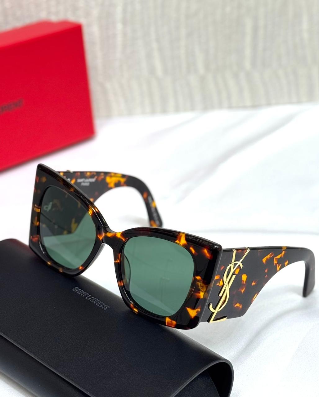 SAINT LAURENT GLASSES
