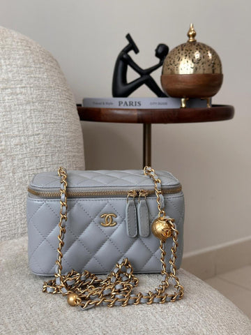 CHANEL VANITY CASE HANDBAG
