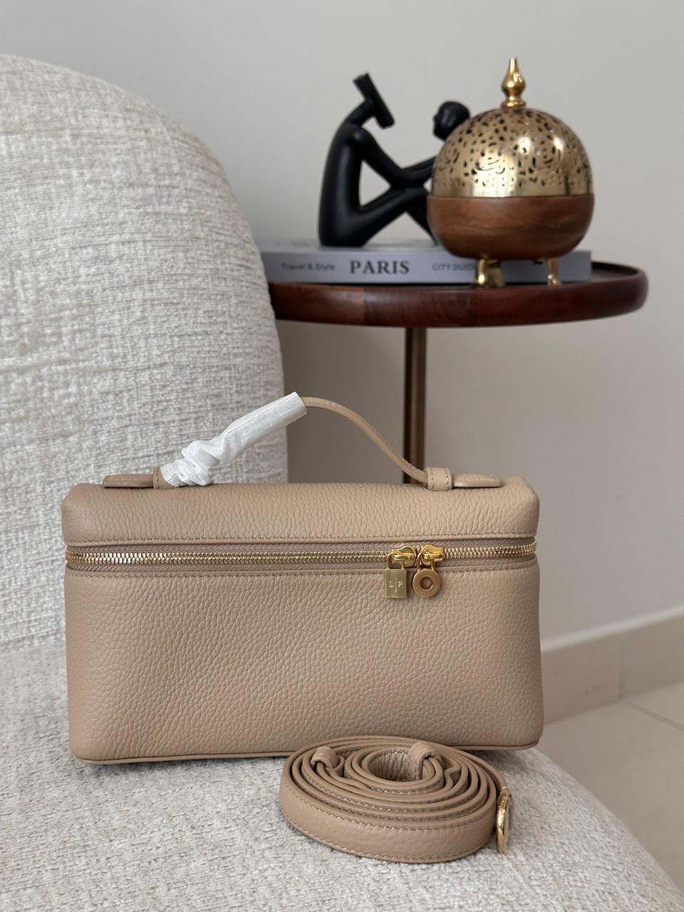 LORO PIANA EXTRA POCKET L19 HANDBAG